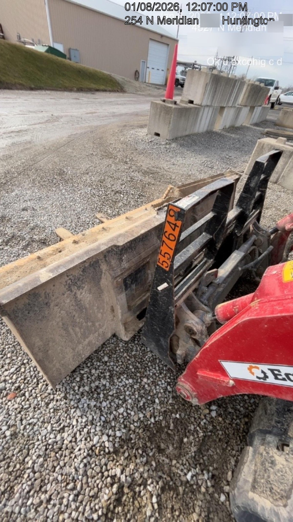 2025 ARROW MATERIAL HANDLING 24" Pallet Fork Frame
