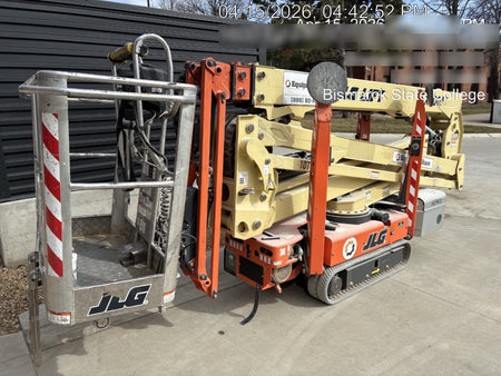 2020 JLG X600AJ