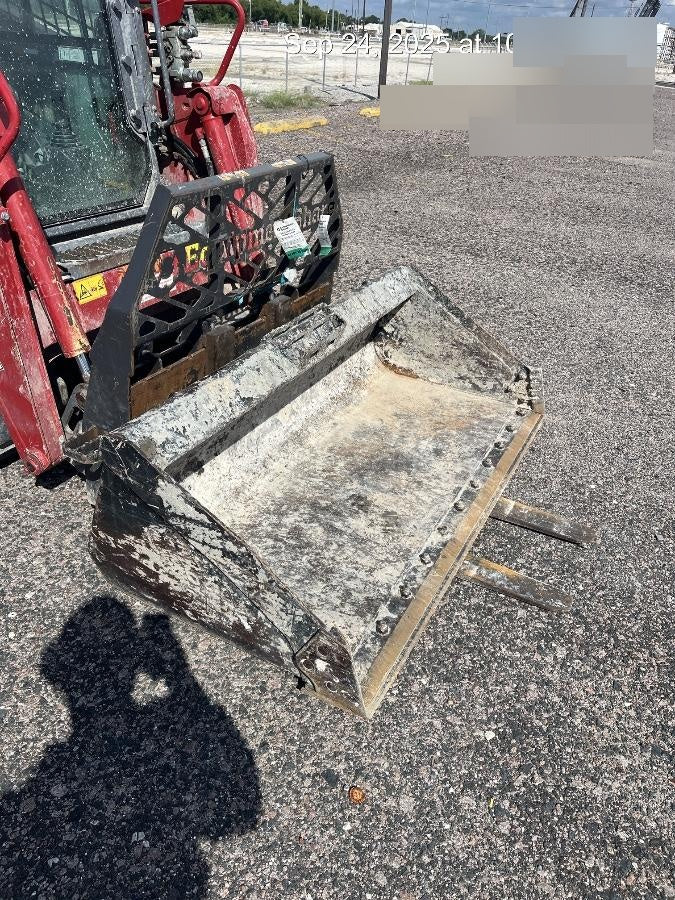 2020 EMKAY 48" Pallet Forks - Emkay