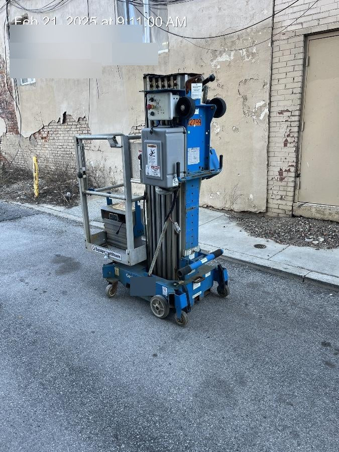 2019 GENIE AWP-30S