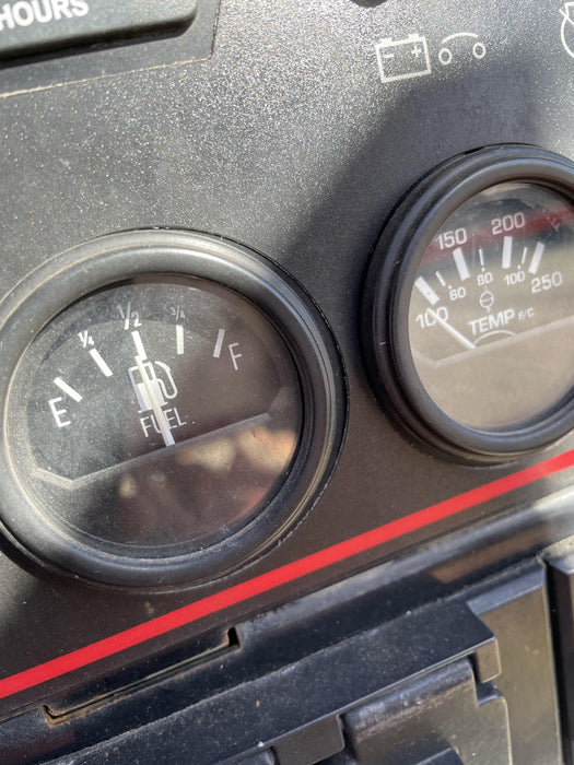 2021 Lincoln Electric Vantage 322 Vantage 322 Ready Pak 3 w/ Decals, ORANGE (includes trailer, cable rack, fender light kit) NO Telematics