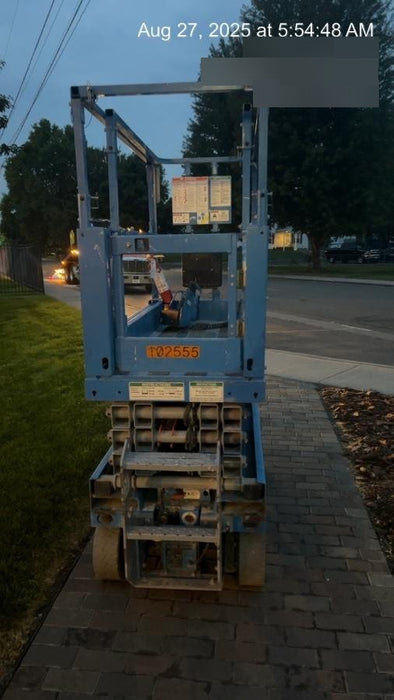 2020 Genie GS-1930 Solid Non Marking Tires, Beacon, Folding rails with half height swing gate, 800W Inverter