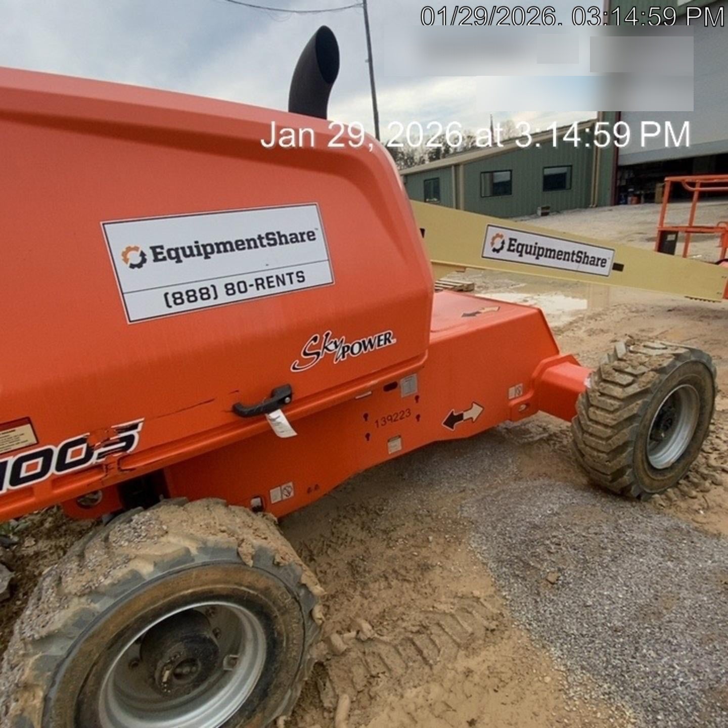 2021 JLG 400S