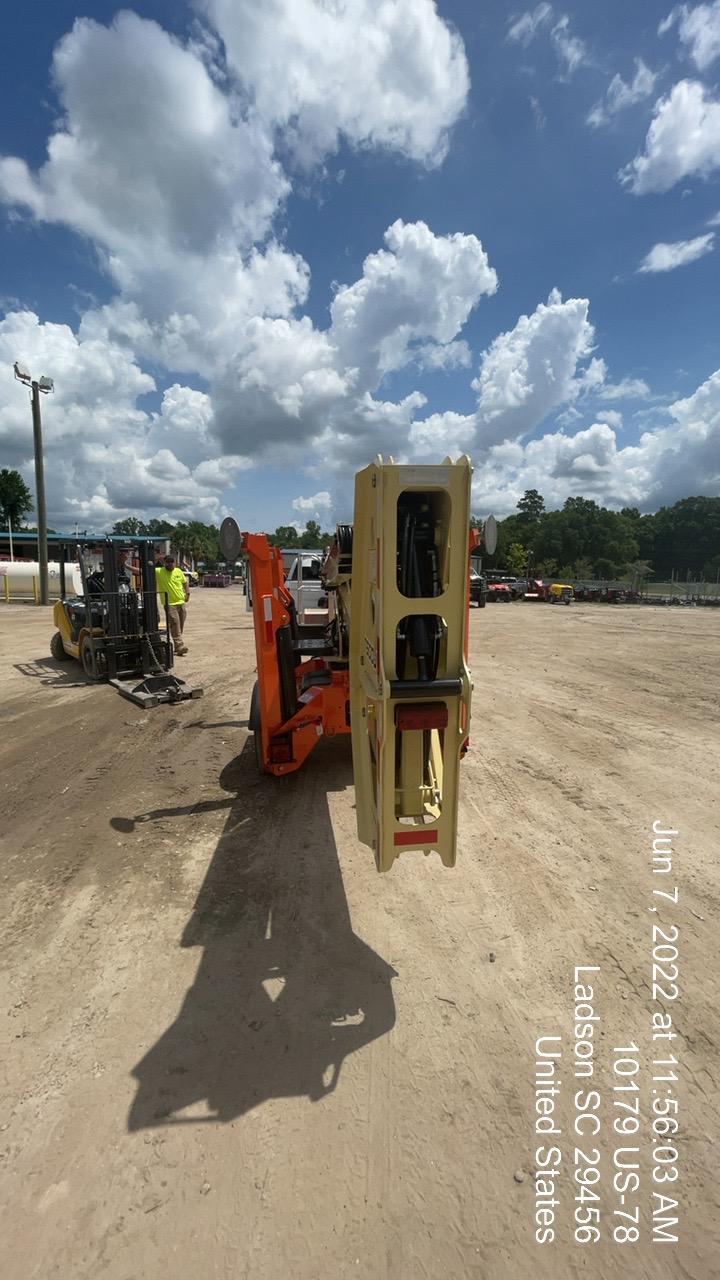 2022 JLG T500J