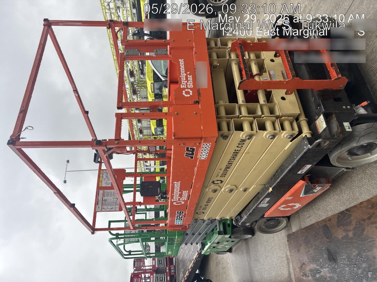 2022 JLG ES3246