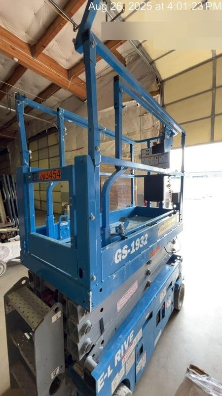 2022 GENIE GS-1932