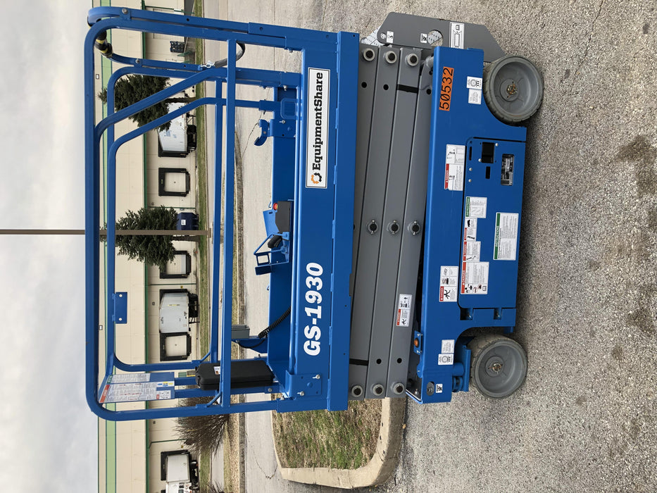 2019 Genie GS-1930 Fixed Rails with Chain Entry