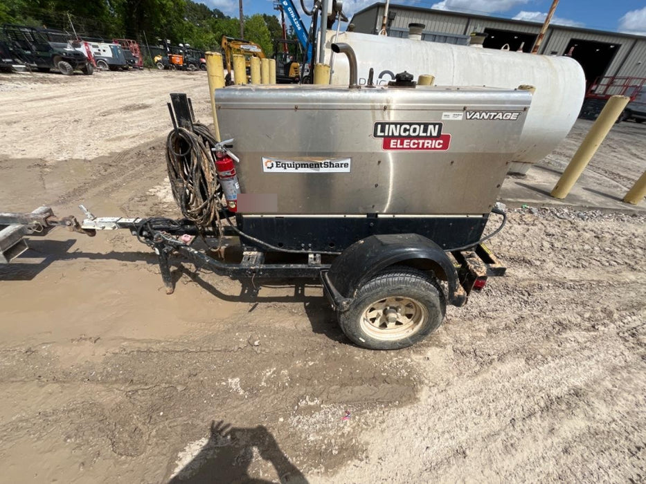 2019 Lincoln Electric Vantage 322 Welder Ready-Pak 3, Two wheel trailer, Fender and Light kit, Cable Rack