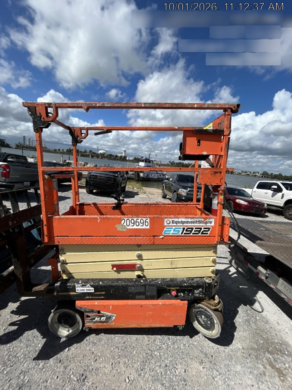 2022 JLG ES1932