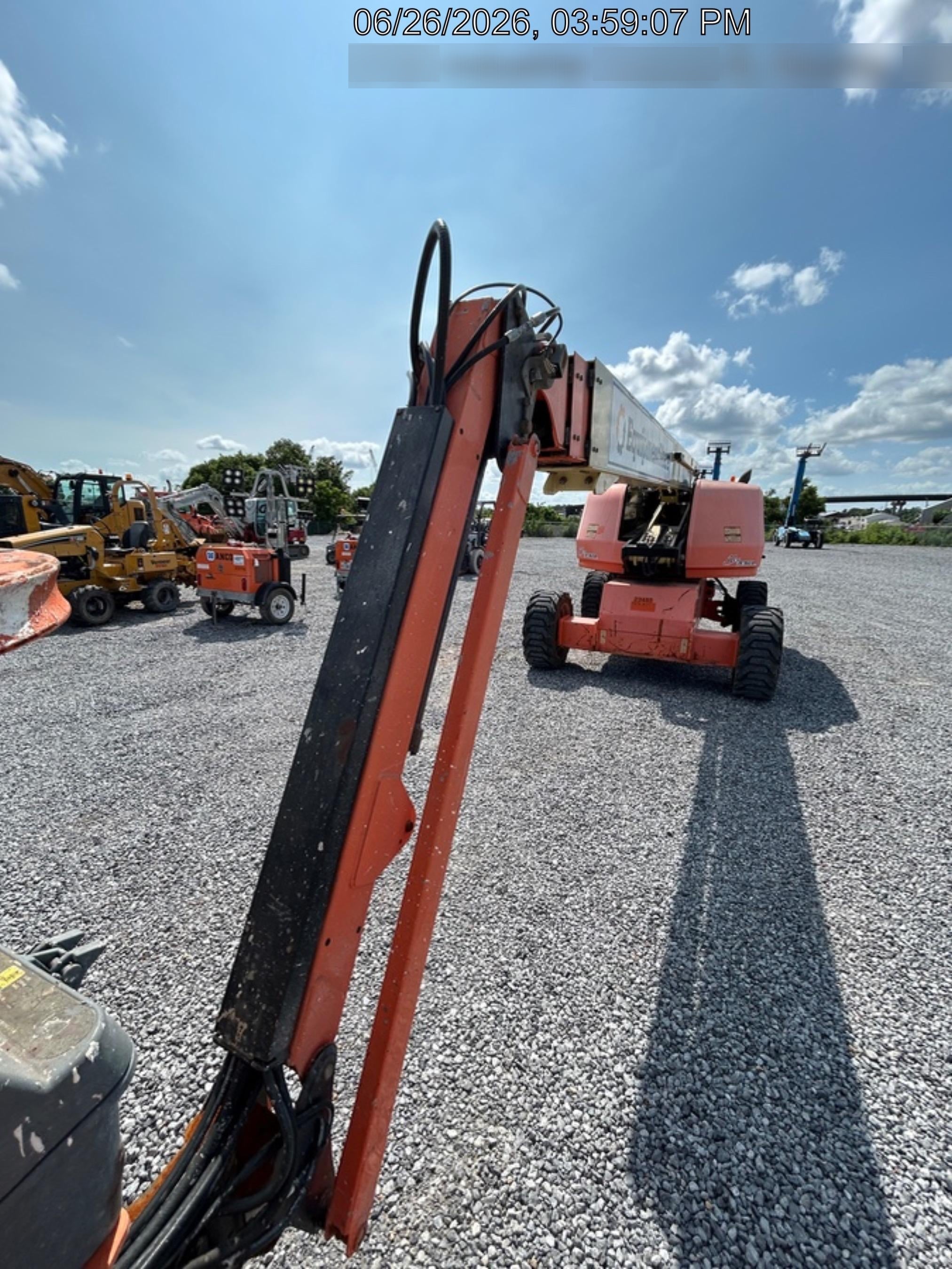 2019 JLG 660SJ