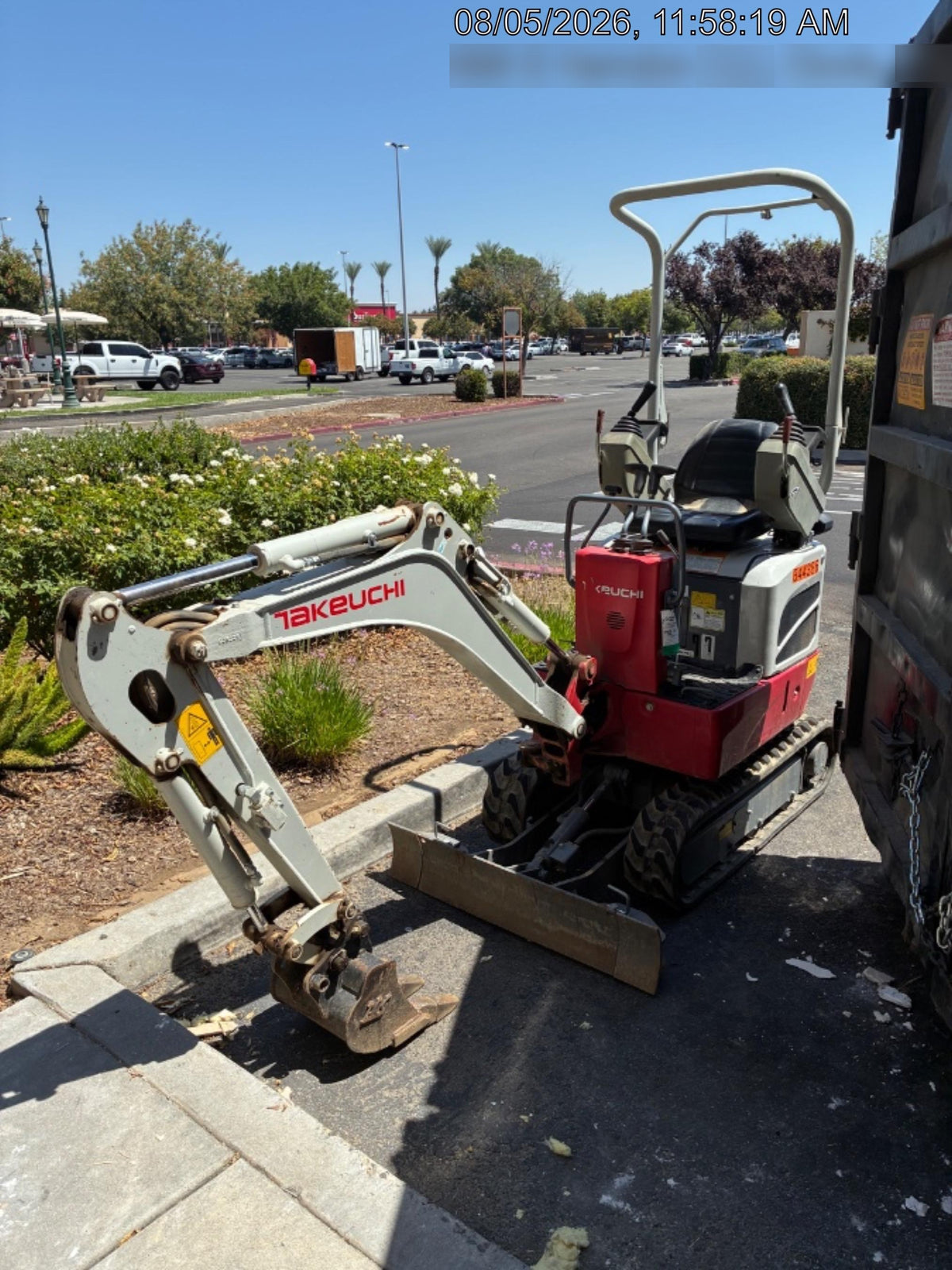 2023 TAKEUCHI TB210R