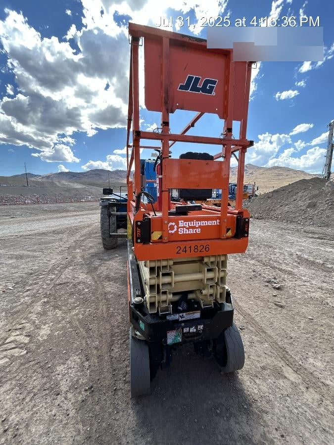 2022 JLG ES2632