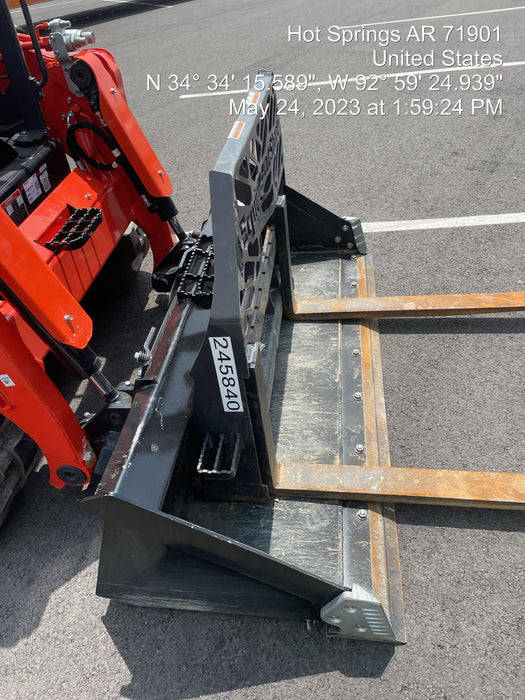 2022 PALADIN 48" Pallet Forks - Paladin