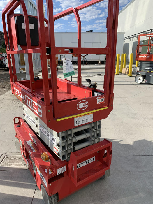 2020 MEC 1330SE Solid NM Tires, Steel Swing out Doors, LCS, Beacon, 900W Inverter