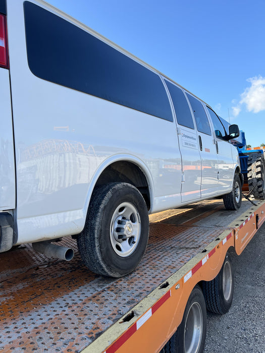 2023 CHEVROLET Express Van - Rental