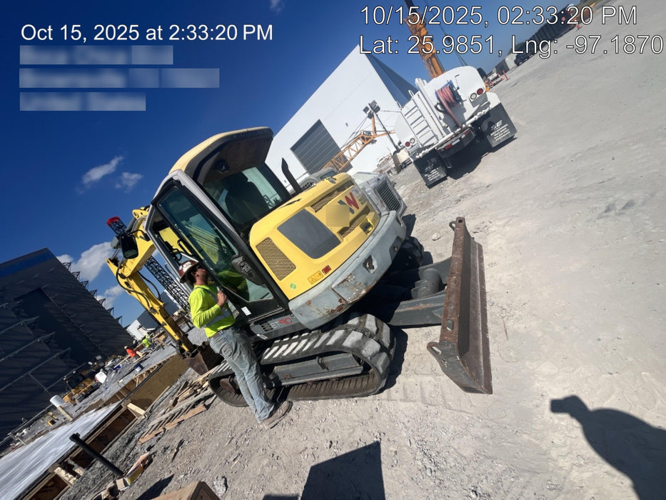 Wacker Neuson ET90 Wacker Neuson ET90 w/TRK, CAB, Bucket