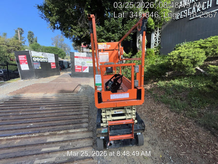 2022 JLG ES1932