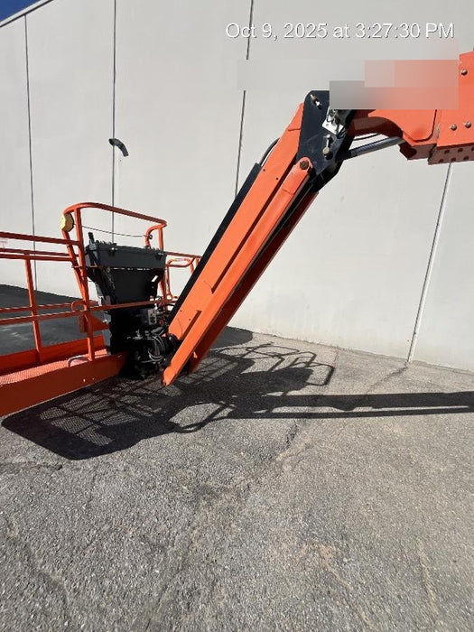 2019 JLG 660SJ
