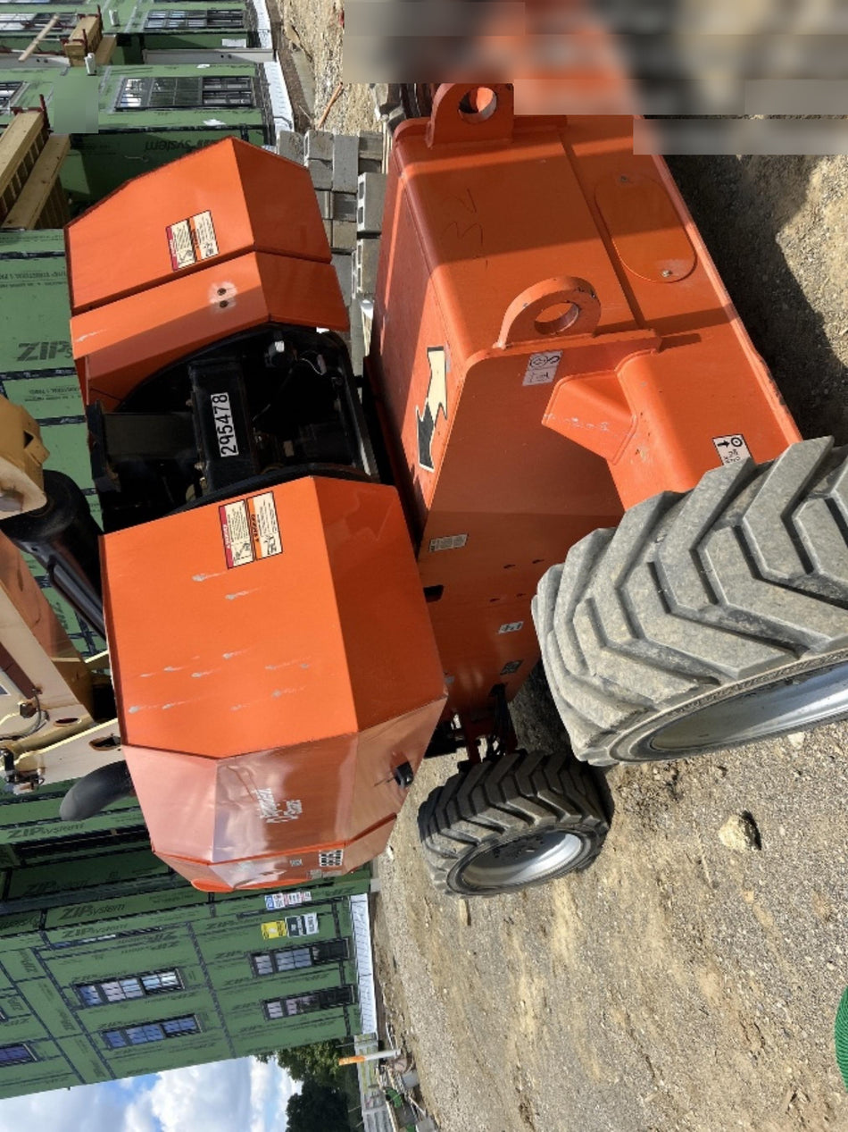 2023 JLG 860SJ
