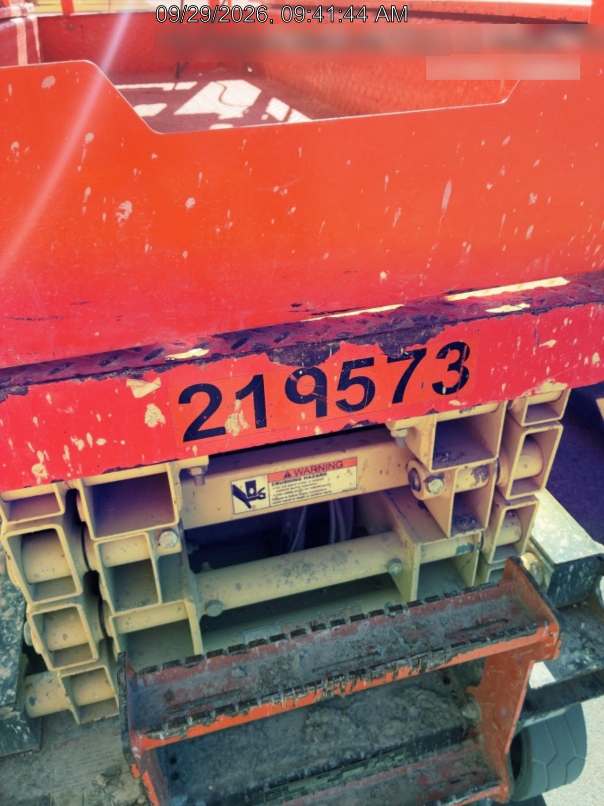 2022 JLG ES1932