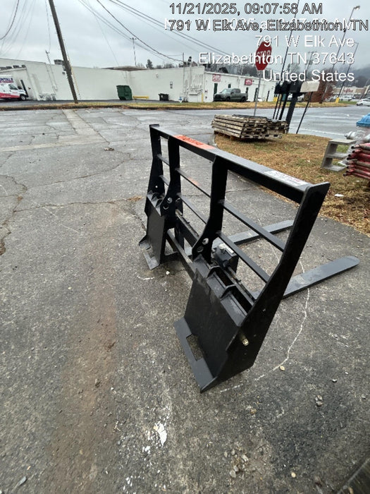 2025 ARROW MATERIAL HANDLING 48" Pallet Forks - Arrow