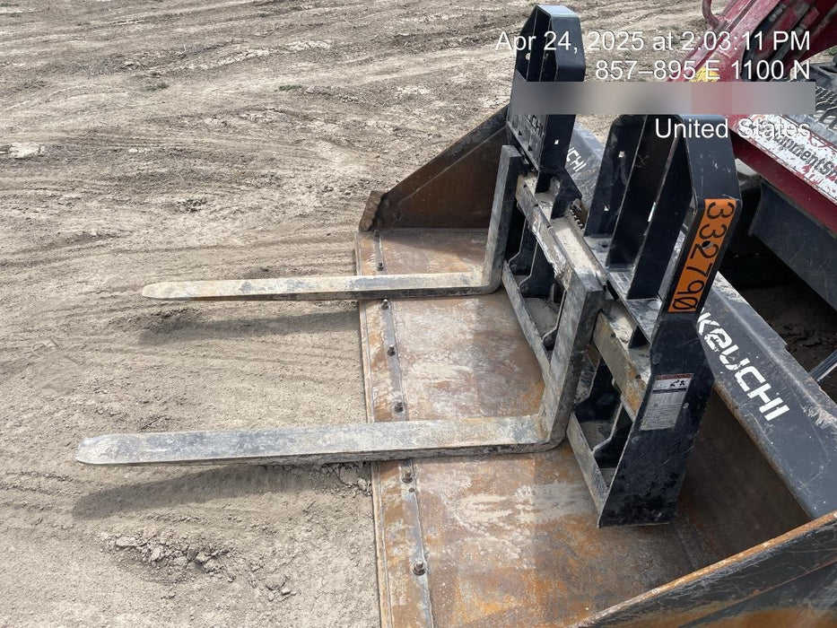 2023 TAKEUCHI TPFWT4855 - Takeuchi