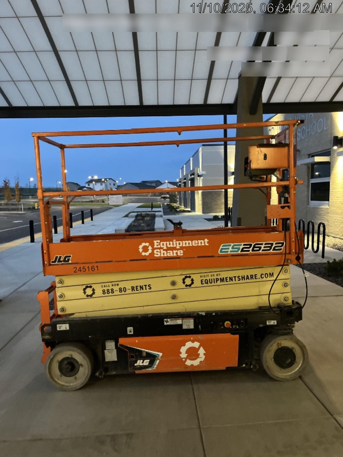 2022 JLG ES2632