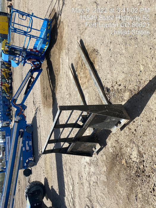 2022 ARROW MATERIAL HANDLING 60" Pallet Forks - Arrow