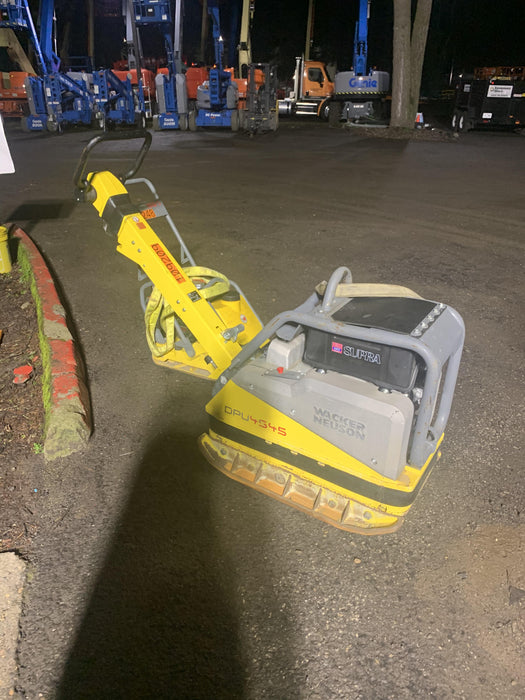 2020 Wacker Neuson DPU4545HEH Reversible Plate Compactor, Diesel