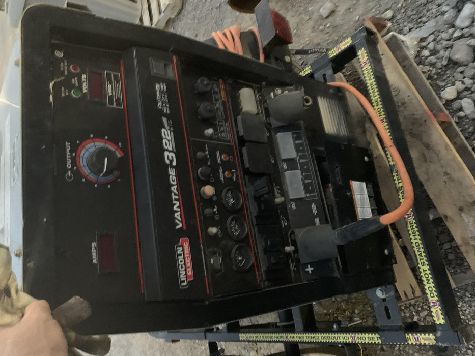 2020 Lincoln Electric Vantage 322 Welder Ready-Pak 3, w/ GPS & Decals (includes trailer, cable rack, fender light kit)