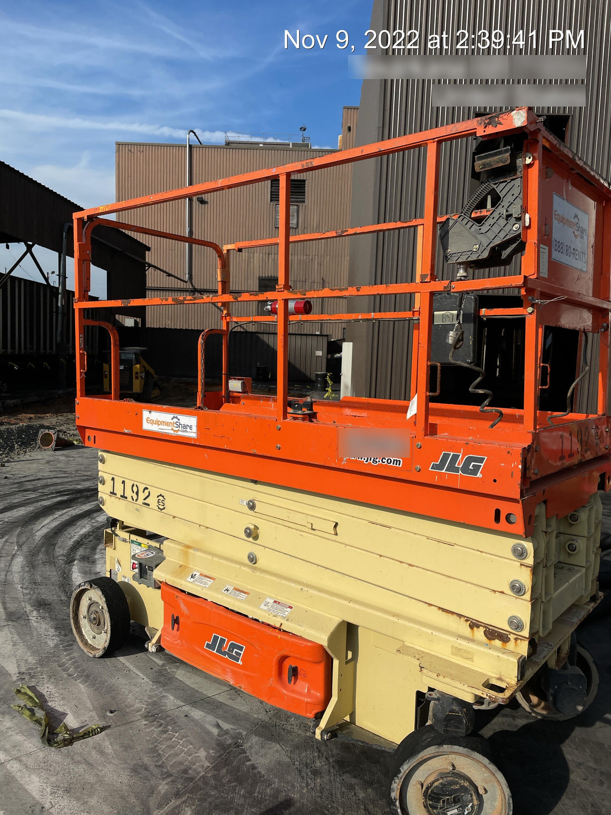 2016 JLG 3246ES