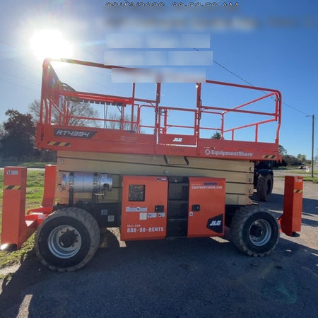 2025 JLG RT4394