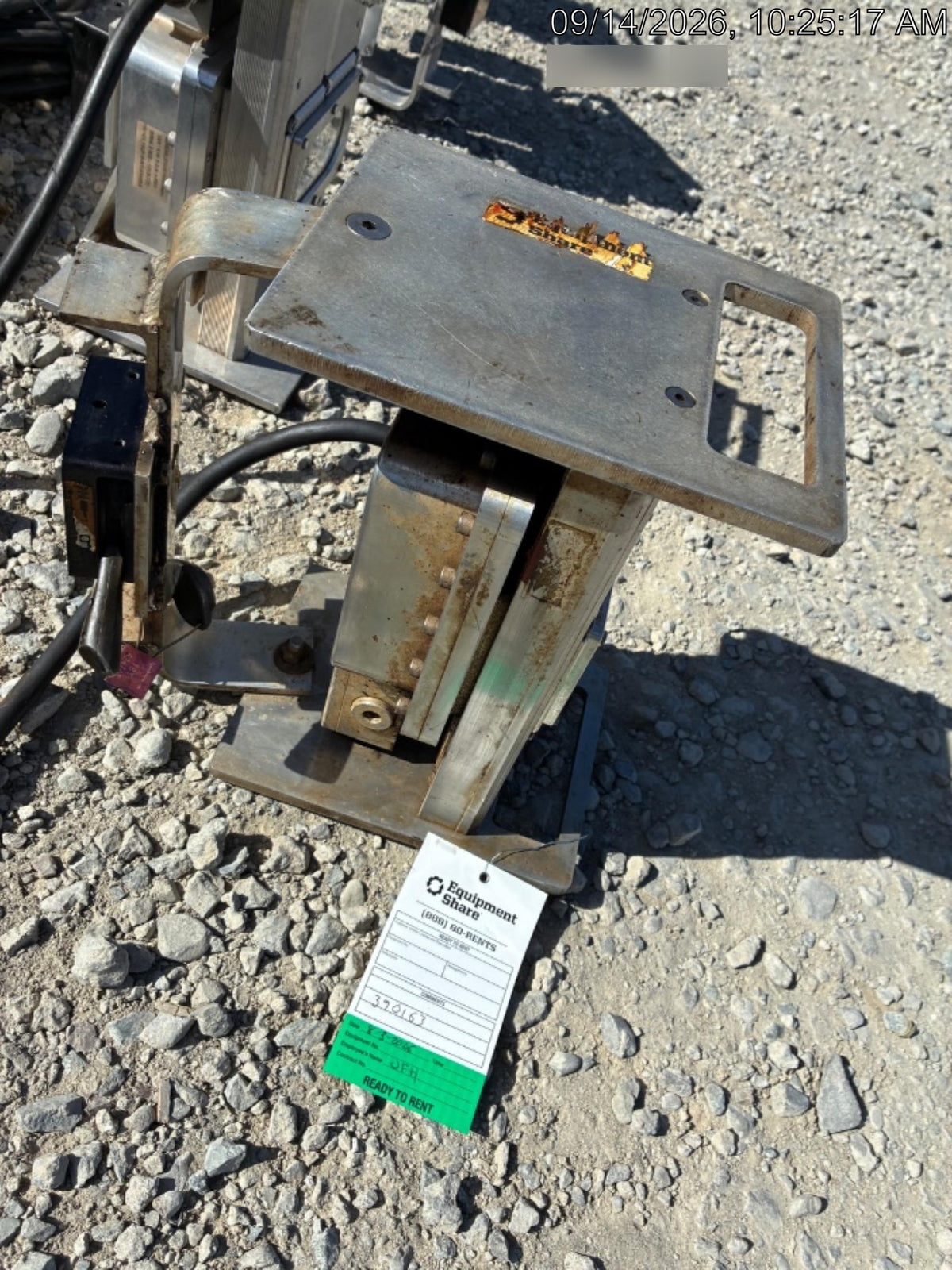 2024 WORKSITE LIGHTING PetroPRO Handy 24639