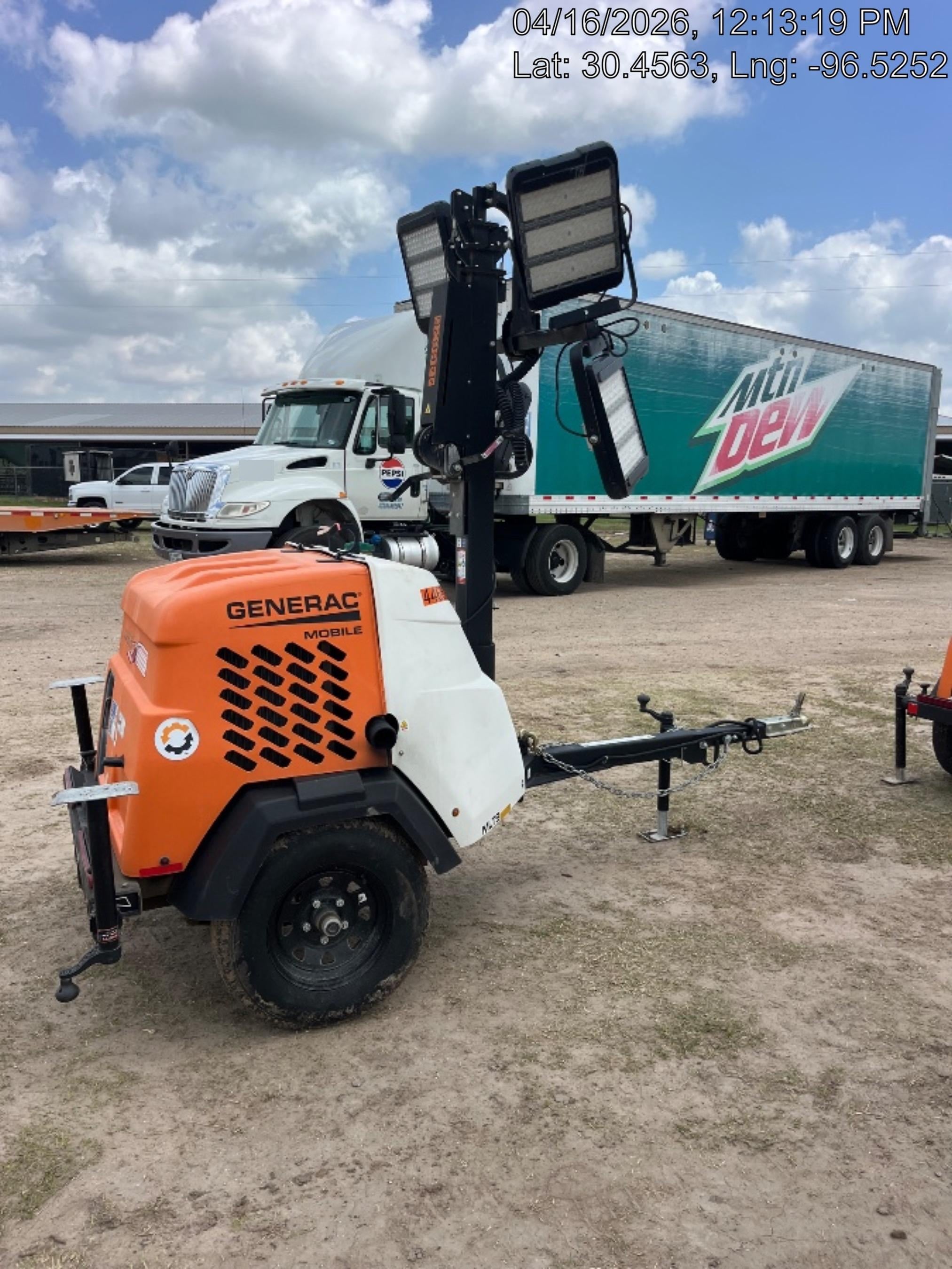 2024 Generac MLTS-4 2.4kW, Mitsu Eng, Analog, LED, Diesel.
