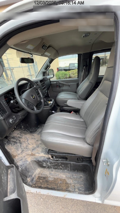 2025 CHEVROLET Express Van - Rental