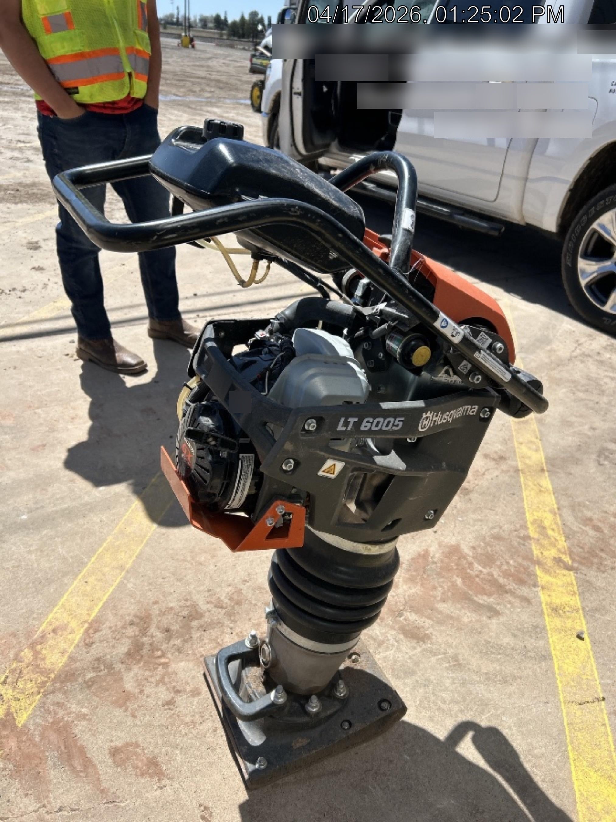 2025 HUSQVARNA LT6005