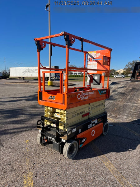 2025 JLG ES1932