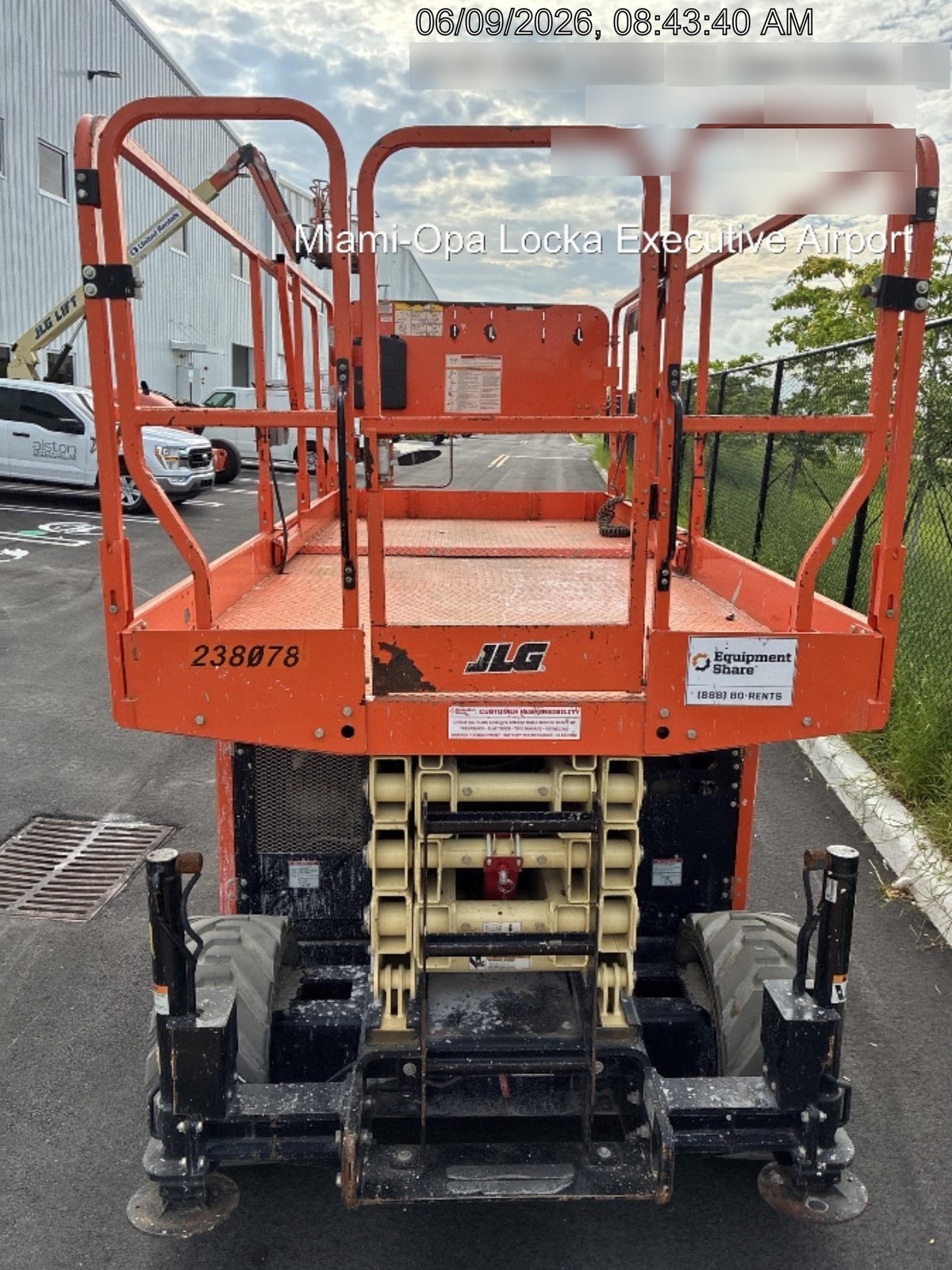 2022 JLG RT4069