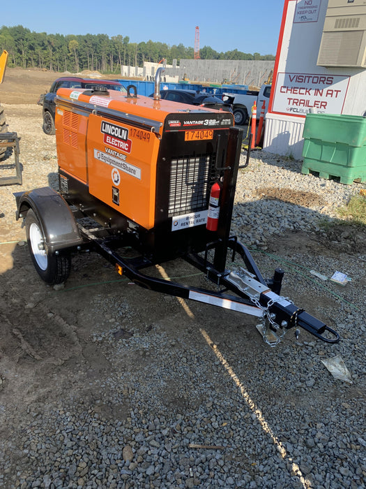 2021 Lincoln Electric Vantage 322 Vantage 322 Ready Pak 3 w/ Decals, ORANGE (includes trailer, cable rack, fender light kit) NO Telematics