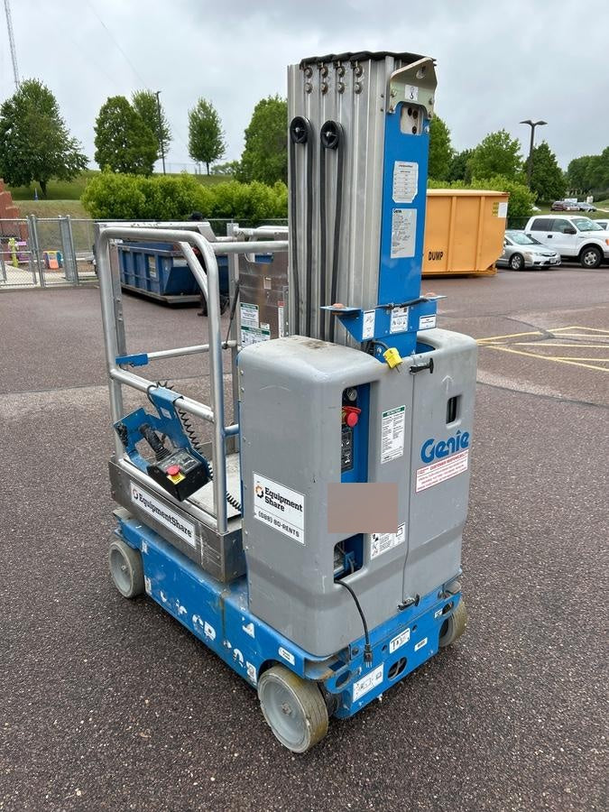 2020 GENIE GR-20