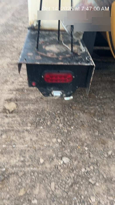 2023 Vac-Tron LP573XDT T4 Koehler Diesel Engine, 500 Gallon Debris Tank, x2 100 Gallon Water Tanks