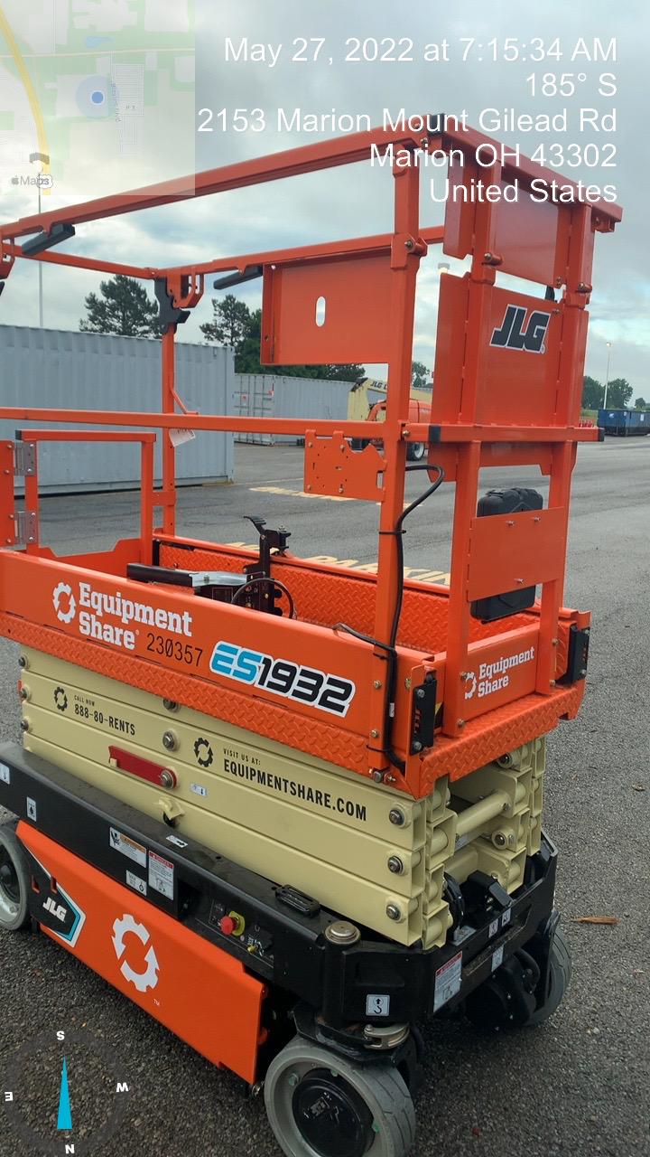 2022 JLG ES1932