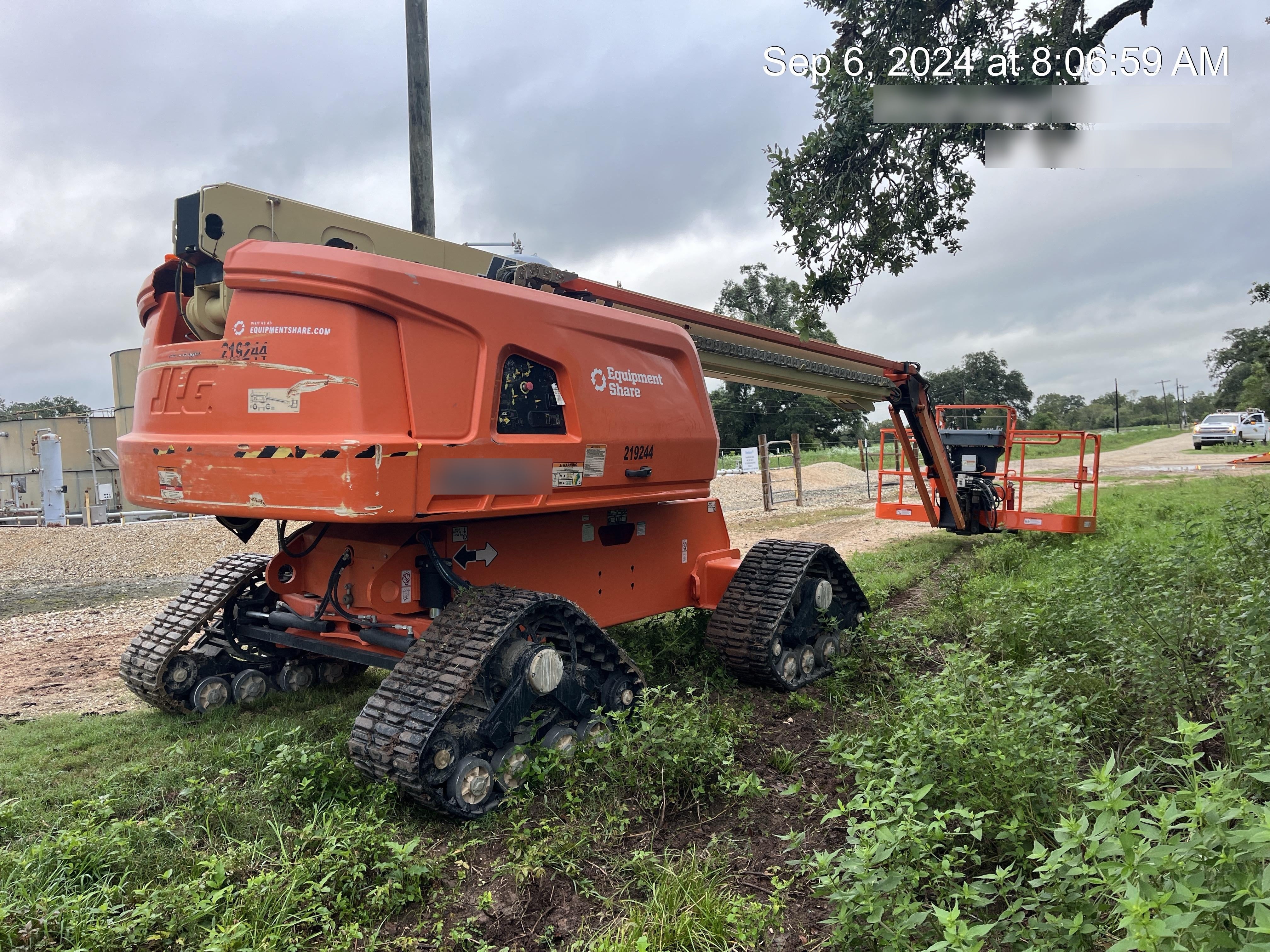 2022 JLG 660SJ Quad Track