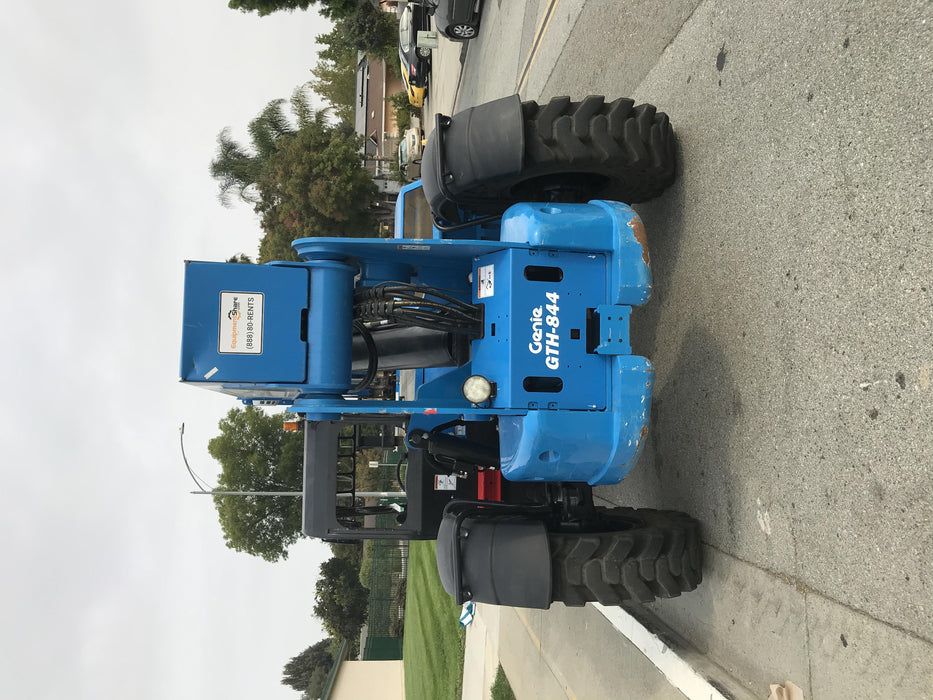 2019 GENIE GTH-844