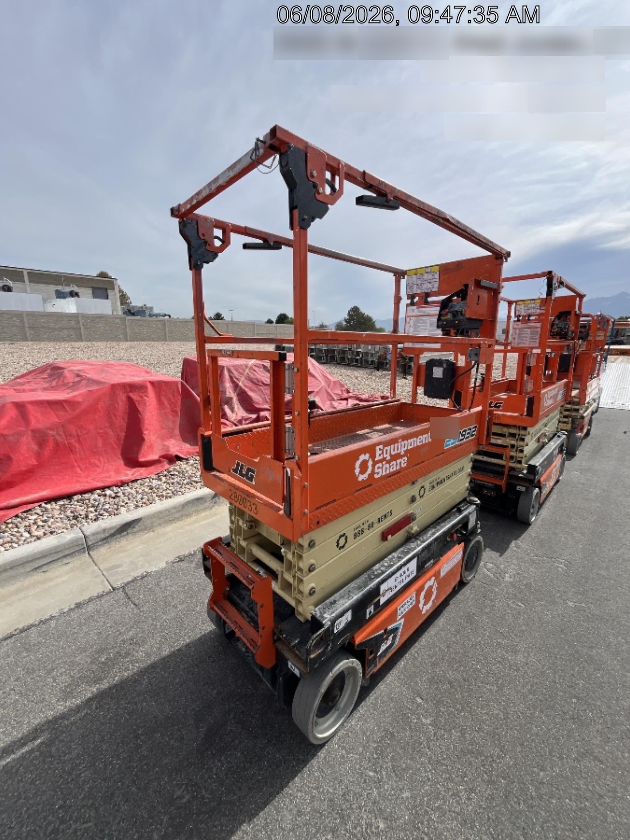 2022 JLG ES1932