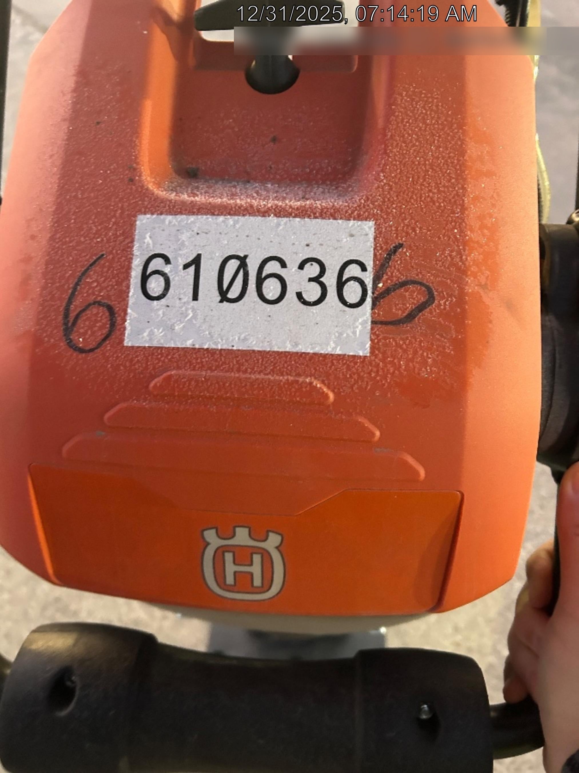 2025 HUSQVARNA LT6005
