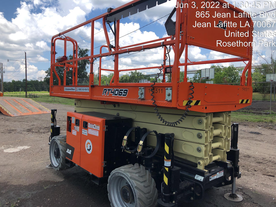 2021 JLG RT4069