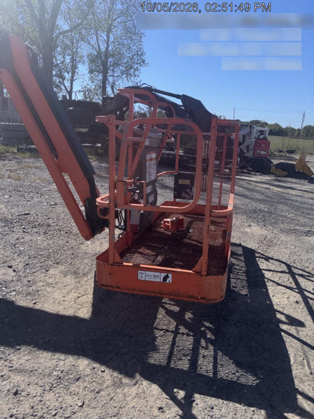 2020 JLG 800AJ