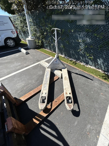2022 CROWN 5,500lb Manual Pallet Jack - Crown
