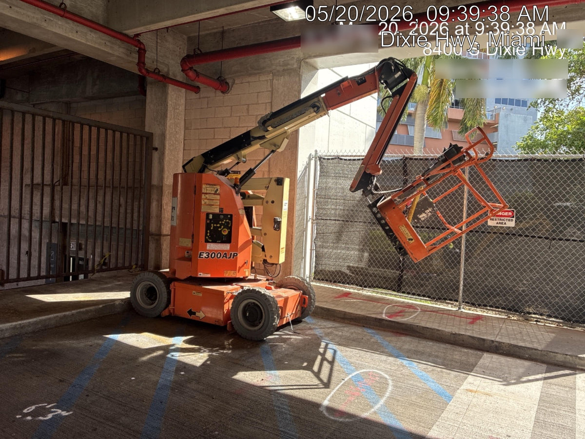 2019 JLG E300AJP